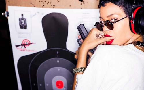  Rihanna Unapologetic promo