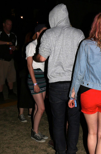  Rob and Kristen at Coachella (13th April 2013)