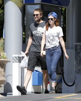  Rob and Kristen out in LA with Bernie (18th April 2013)