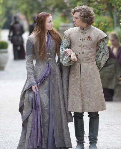  Sansa Stark & Loras Tyrell