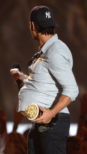  Taylor Lautner-2013 এমটিভি Movie Awards