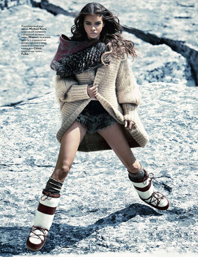  Vogue Russia Issue: November 2010