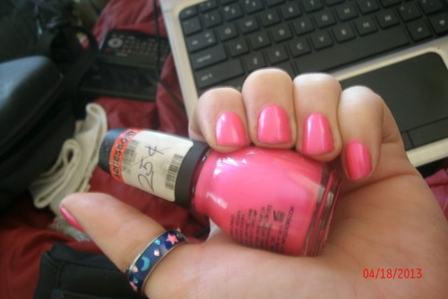  my nails hot berwarna merah muda, merah muda for the first time ever!