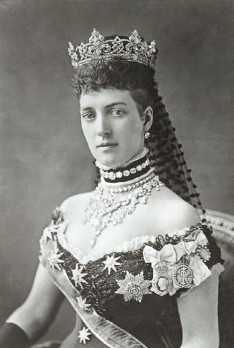  Alexandra of Denmark, Queen-Empress of the United Kingdom and the British Dominions