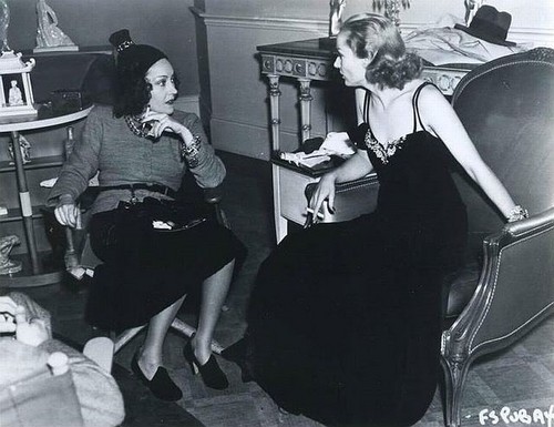  Carole Lombard & Gloria Swanson