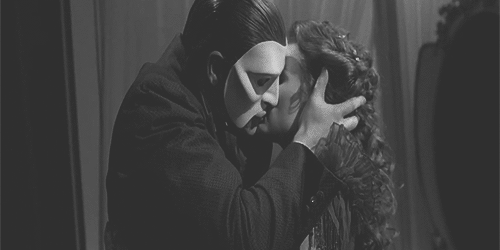  Christine & The Phantom