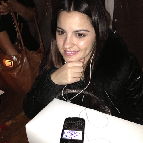  MAITE PERRONI WITH ファン IN NEW YORK (APRIL 04)