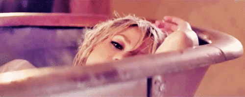 Shakira in ‘Addicted To You’ music video