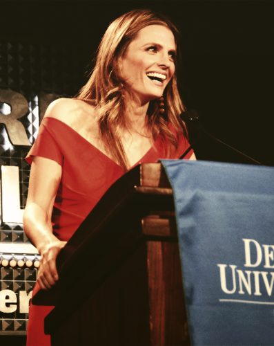  Stana(Award for excellence in the arts,2013)