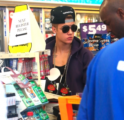  [May 16] Goes to AmPm with Lil Twist