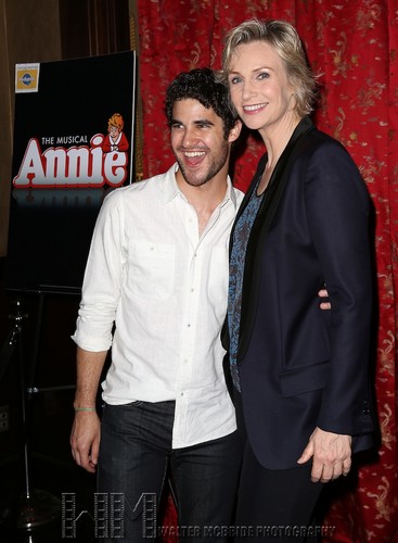  Darren Criss attends ‘Annie:The Musical’