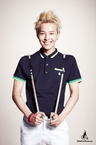  G-DRAGON for 豆 Pole [11.03.28]