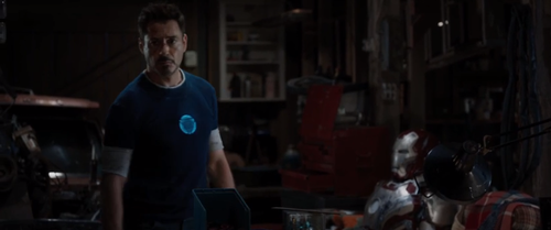 Iron Man 3: Tony stark