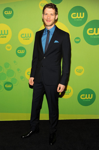  Joseph 모건 at The CW's 2013 Upfront