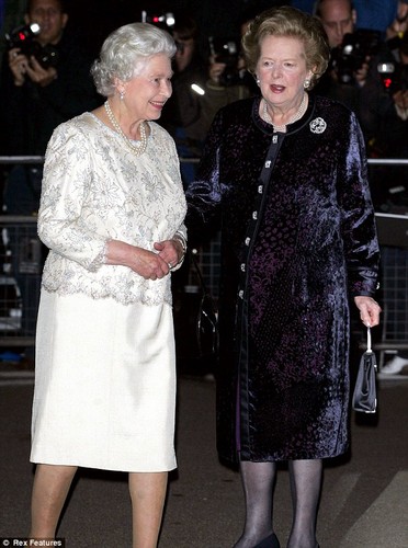 Margaret Thatcher and reyna Elizabeth
