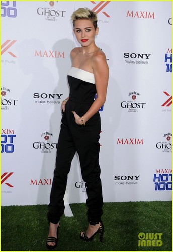  Miley in maxim hot 100 party 2013