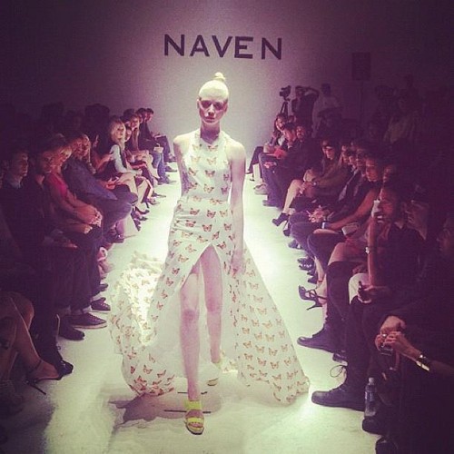  Naven fashion दिखाना