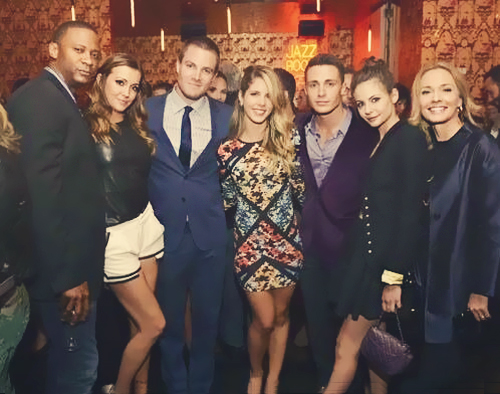  The Mũi tên xanh cast at The CW Upfronts After Party 2013