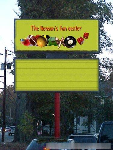  The Henson's Fun Center Sign laranja