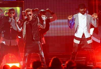  05.19.2013 Billboard 音楽 Awards - Peformance