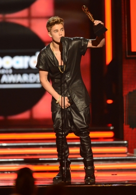  05.19.2013 Billboard সঙ্গীত Awards - প্রদর্শনী