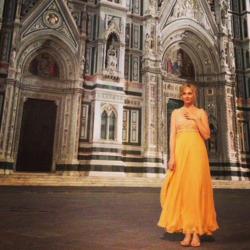  Candice in Italy