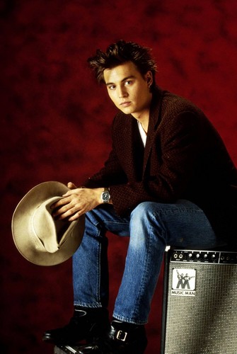  Johnny Depp 1987