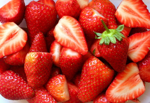  Juicy Red strawberi