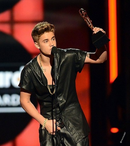  Justin Bieber Billboard موسیقی Awards 2013