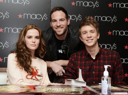 Meet and Greet at Macy's in Cherry Hill, New Jersey (January 22, 2013)
