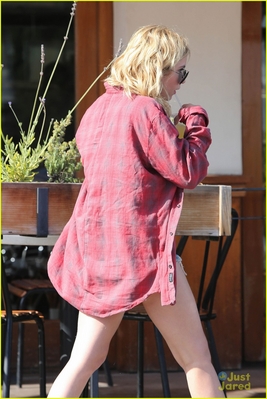  Out in Hollywood (May 25th, 2013)