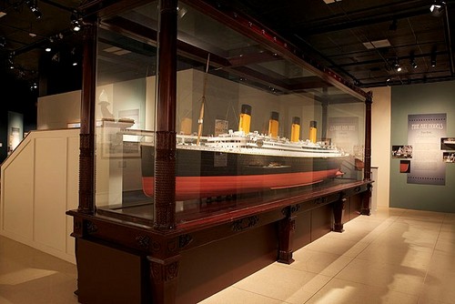  Titanic Builder's Model