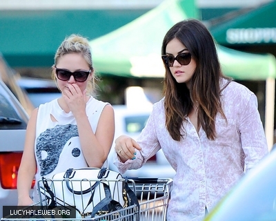  [HQ] June 3rd - Leaving the Whole comida Grocery Store in Sherman Oaks, California