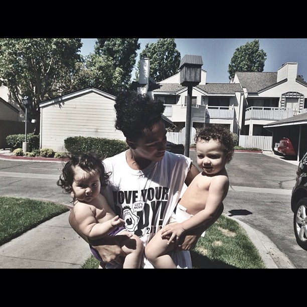  Awwww, Princeton is with his baby cousins, Matlin & Noah!!!! :D <3 B) :* ;D ; { )