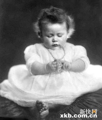  Baby foto-foto of Queen Elizabeth