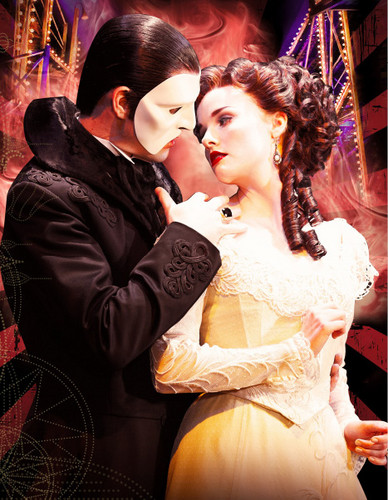  Erik(The Phantom) & Christine ♥