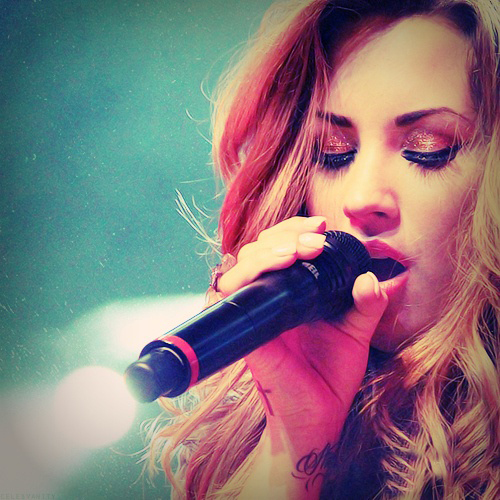  Demi Lovato~