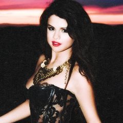 Selena ikoni <33