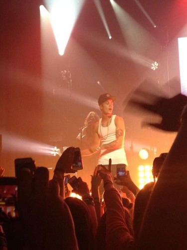 Justin on stage at Cody’s concert tonight (JunE 14)
