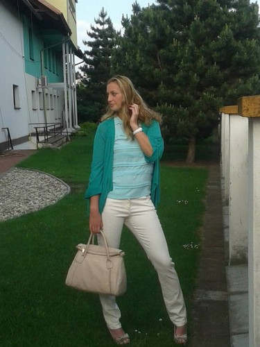  Kvitova modeling 2013