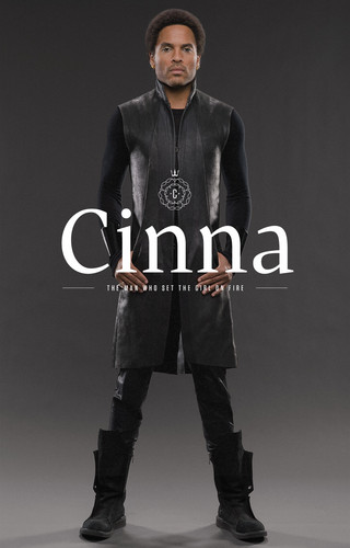  New official 'Catching Fire' photo-Cinna