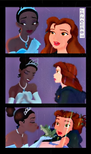  Phototbooth: Tiana & Belle