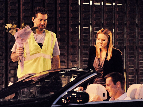  Kristen گھنٹی, بیل and Jason Dohring, filming the Veronica Mars Movie (June 17)
