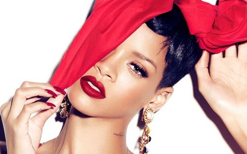  Rihanna Complex