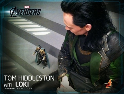  Tom Hiddleston with Loki