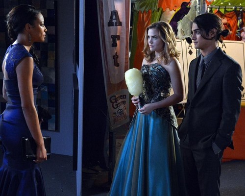 Twisted 1x05 Promotional foto “The Fest and the Furious”