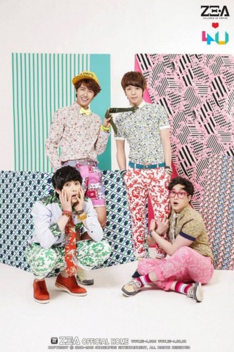  ZE:A4U dyaket mga litrato from Japanese debut album 'Oops!!'