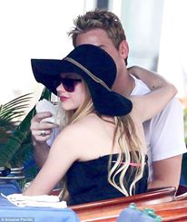  Avril and Chad at their Honeymoon in Portofino, Italy [07.07.2013]