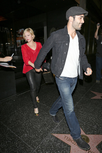 Brittany Snow and Tyler Hoechlin Out to jantar