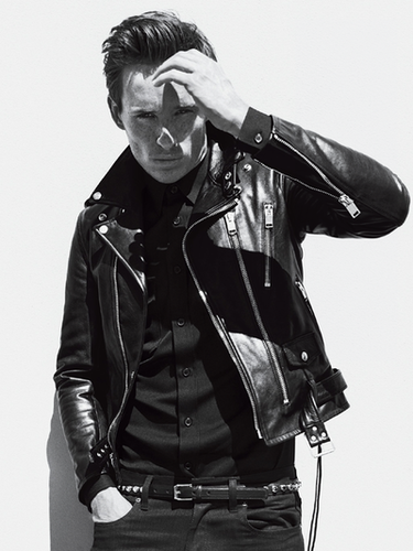  Eddie Redmayne par Sebastian Kim for GQ
